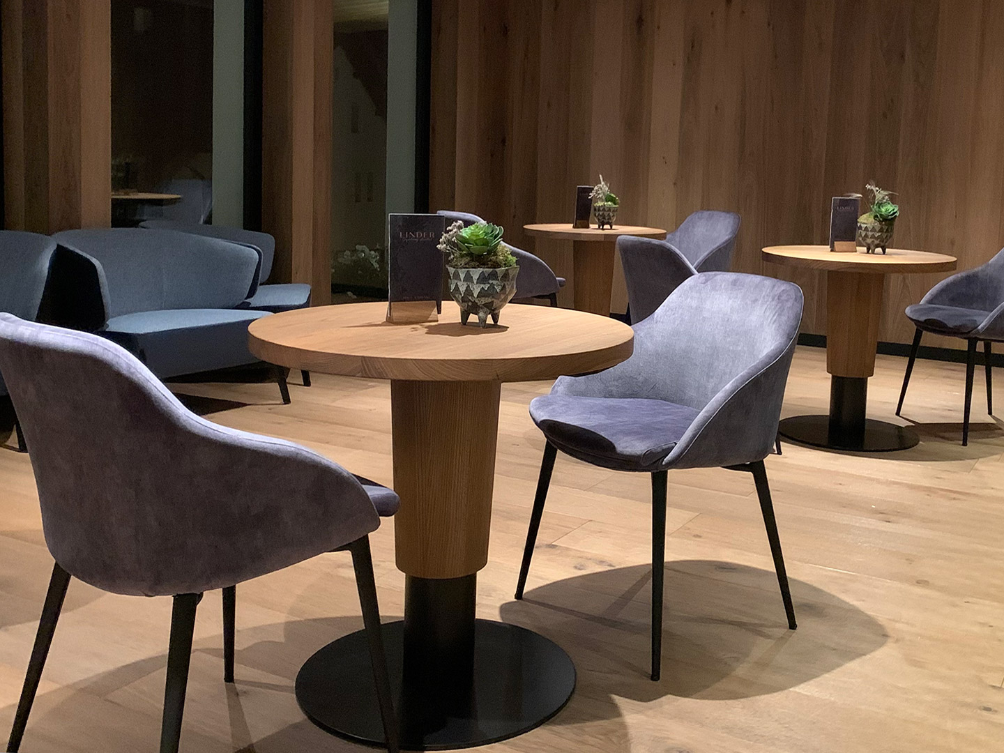 Bassano Interiors - Arredamento moderno per Hotel Ortisei